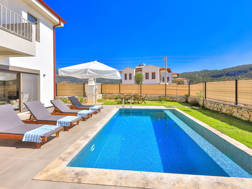  gece  -  Kasım
  | Kaş Çukurbağ'da Modern ve Korunaklı Villa Kiralama